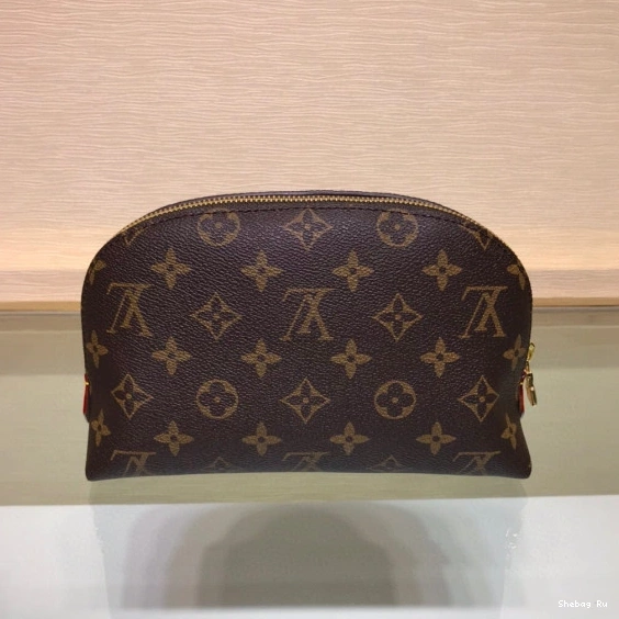 COSMETIC POUCH VUITTON GM LOUIS 0723